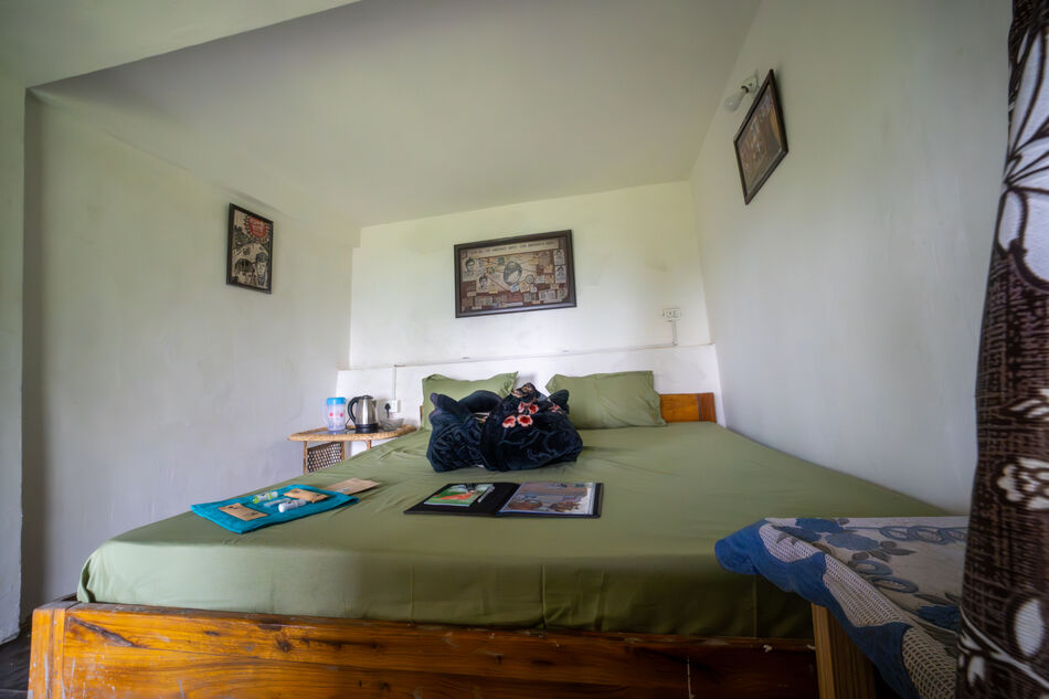 Badshahi Angti room